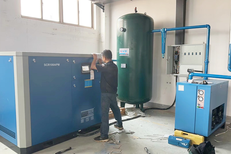 ˹�ɽj(lu��)�Չ��C(j��) ���b����(w��)